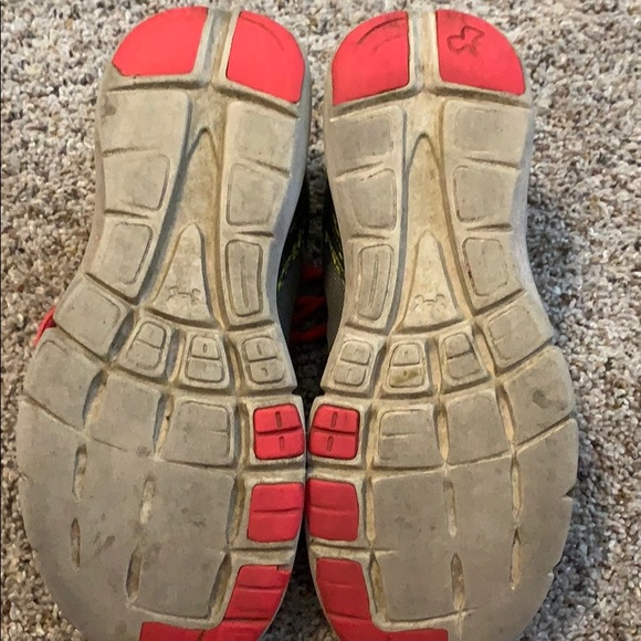 Kids running shoes - Picture 2 of 5